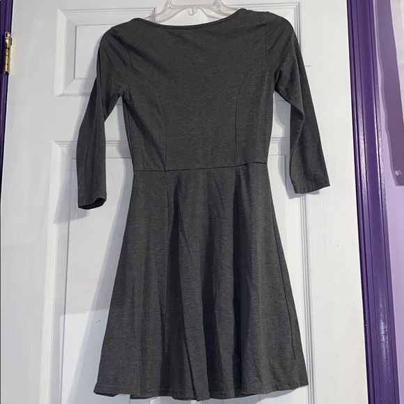H&M Basic Gray 3/4 Sleeve Dress - Picture 2 of 5